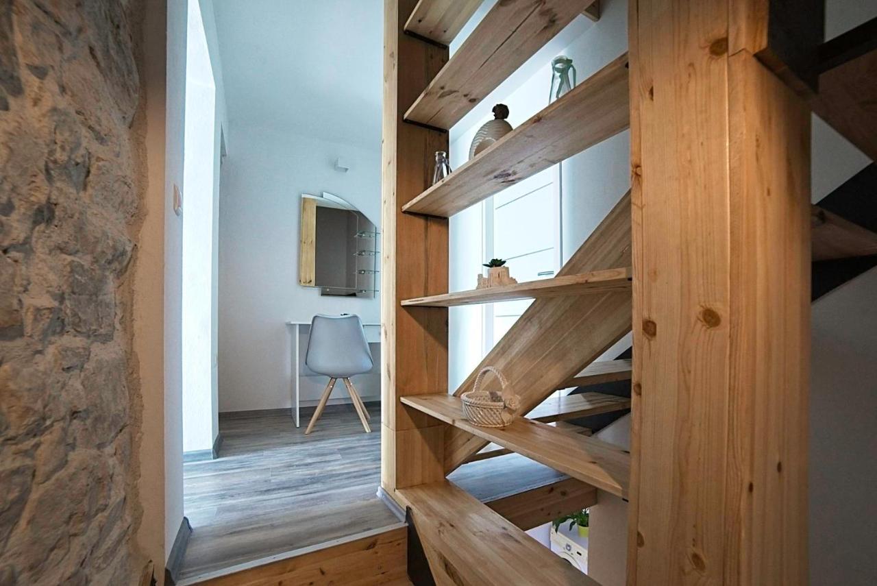 Holiday House Rab Kampor Екстериор снимка