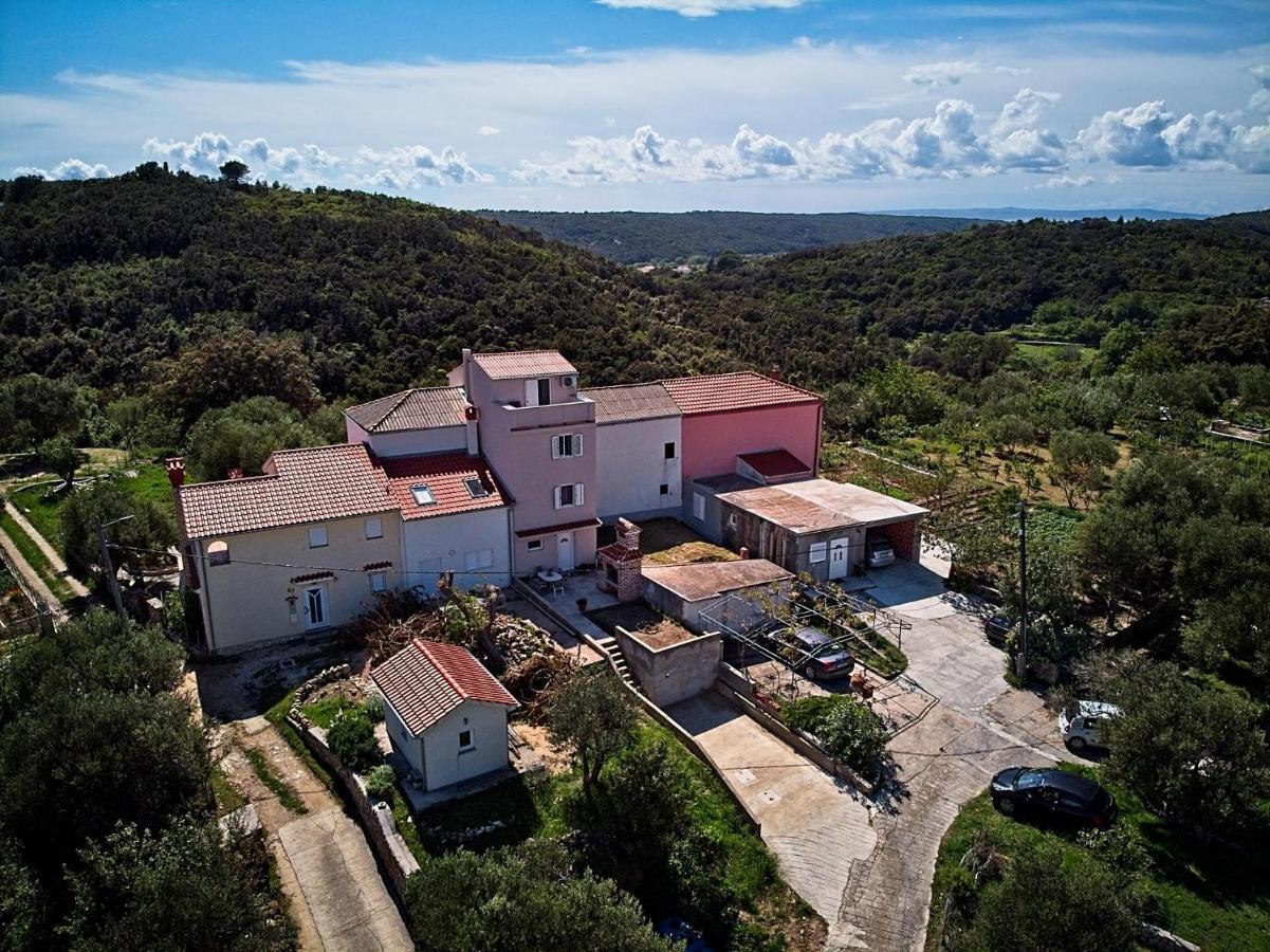 Holiday House Rab Kampor Екстериор снимка