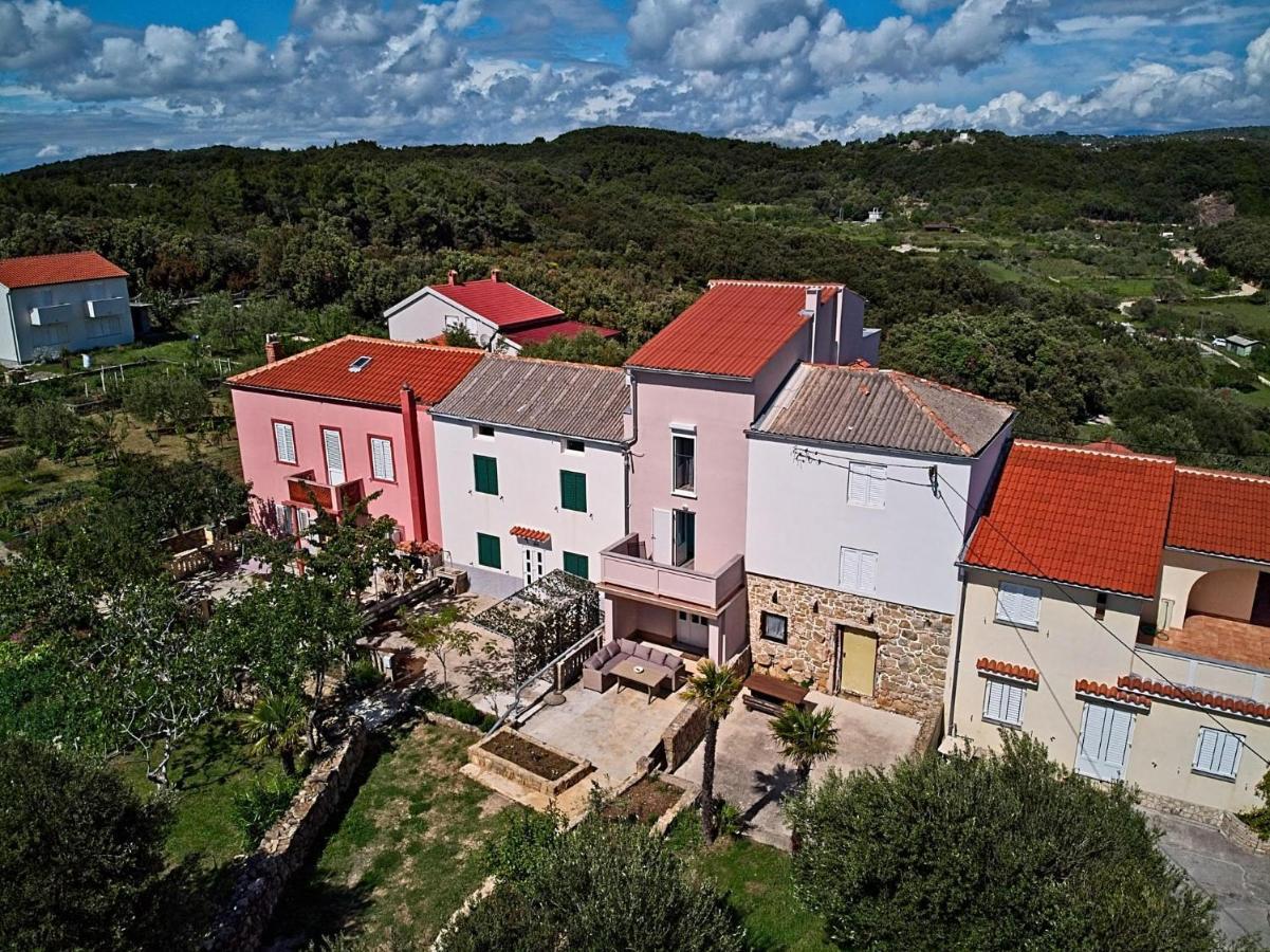 Holiday House Rab Kampor Екстериор снимка
